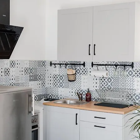 Le Petit Escape * וארנה