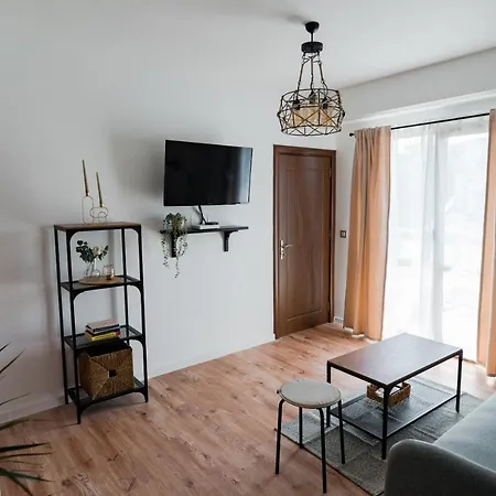 Le Petit Escape * וארנה